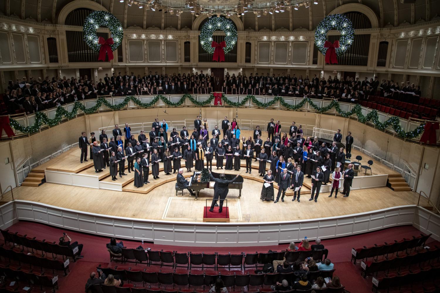 <a href='http://kdk.hwanfei.com'>全球十大赌钱排行app</a>合唱团在芝加哥交响音乐厅演出.